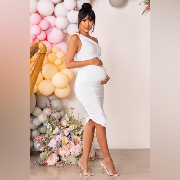 Club L London White One-Shoulder Maternity Dress - Picture 1 of 11